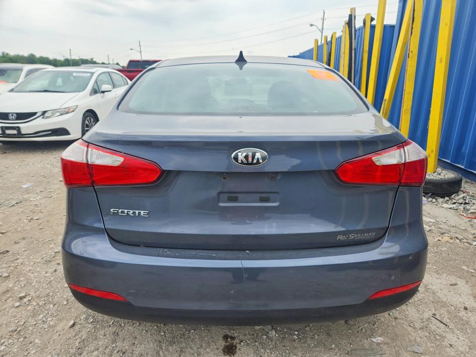 Снимка 6 от търг – 2016 KIA FORTE с VIN KNAFK4A61G5610546