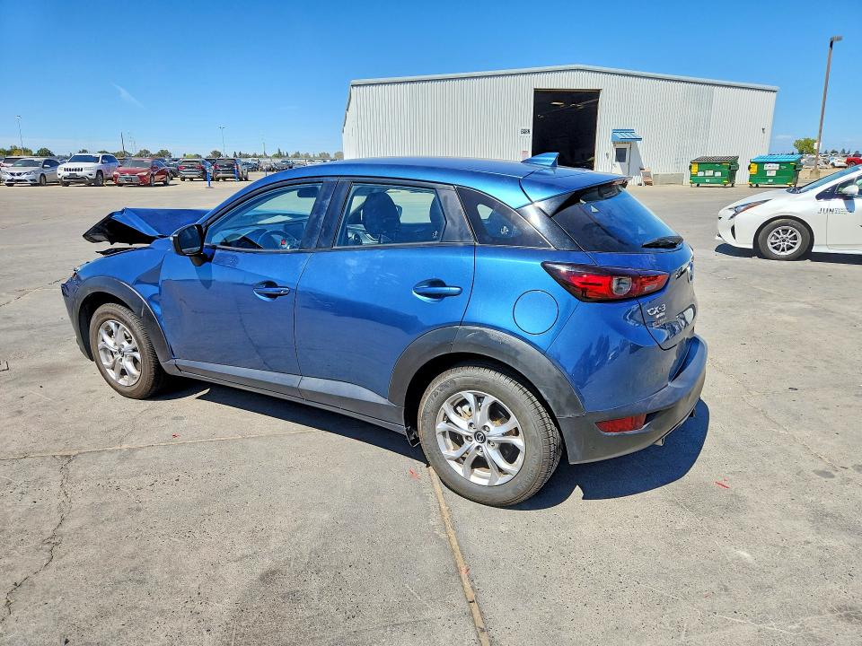 صورة رقم 2 من المزاد - 2021 MAZDA CX-3 مع VIN JM1DKFB71M1502671