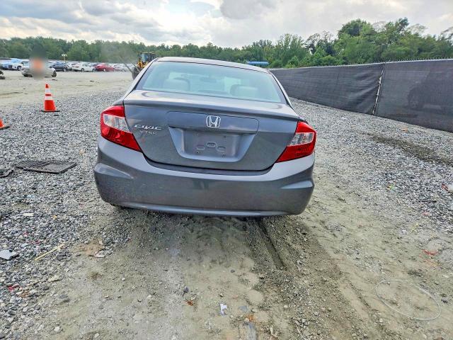 Photo 6 from auction – 2012 HONDA CIVIC with VIN 2HGFB2F56CH317625
