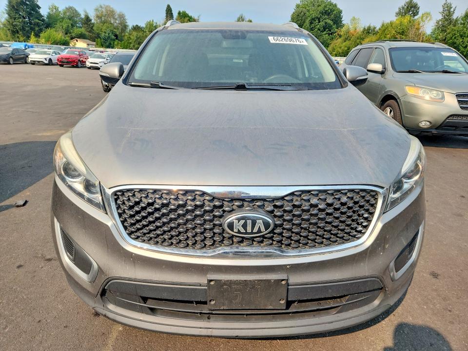 Photo 5 from auction – 2017 KIA SORENTO with VIN 5XYPG4A38HG257150