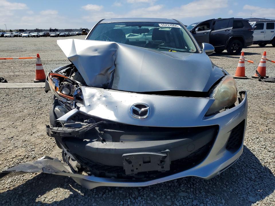 Photo 5 from auction – 2012 MAZDA 3 with VIN JM1BL1W8XC1650133