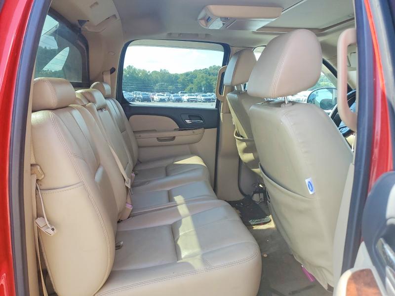 Photo 10 from auction – 2008 CHEVROLET AVALANCHE with VIN 3GNEC12J98G149160