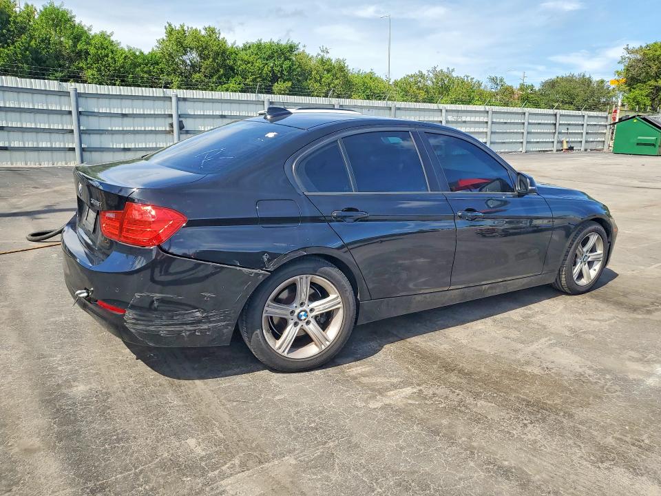 Снимка 3 от търг – 2014 BMW 328 с VIN WBA3A5C5XEJ463910