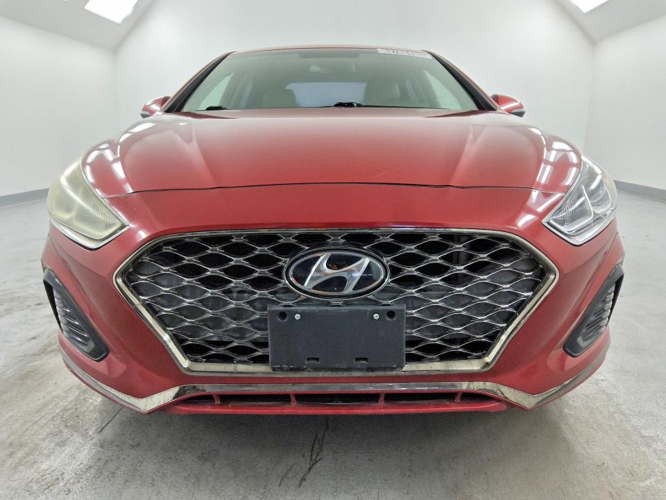 Photo 5 from auction – 2019 HYUNDAI SONATA with VIN 5NPE34AF6KH749771