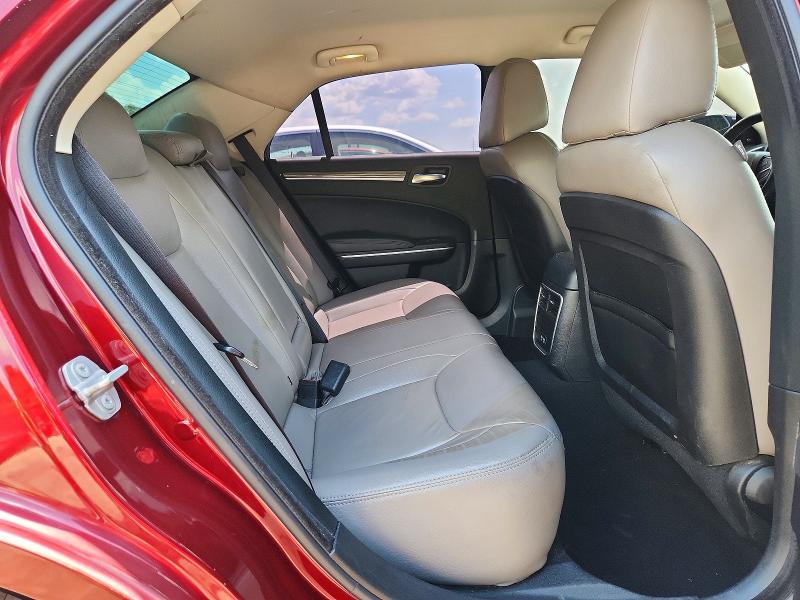 Photo 10 from auction – 2019 CHRYSLER 300 with VIN 2C3CCAAG6KH590617