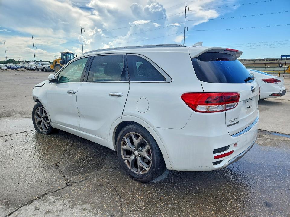 Photo 2 from auction – 2016 KIA SORENTO with VIN 5XYPK4A52GG091996