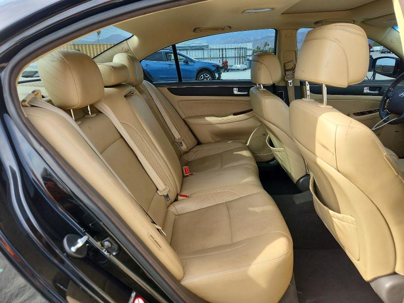 Photo 10 from auction – 2013 HYUNDAI GENESIS with VIN KMHGC4DD3DU256444