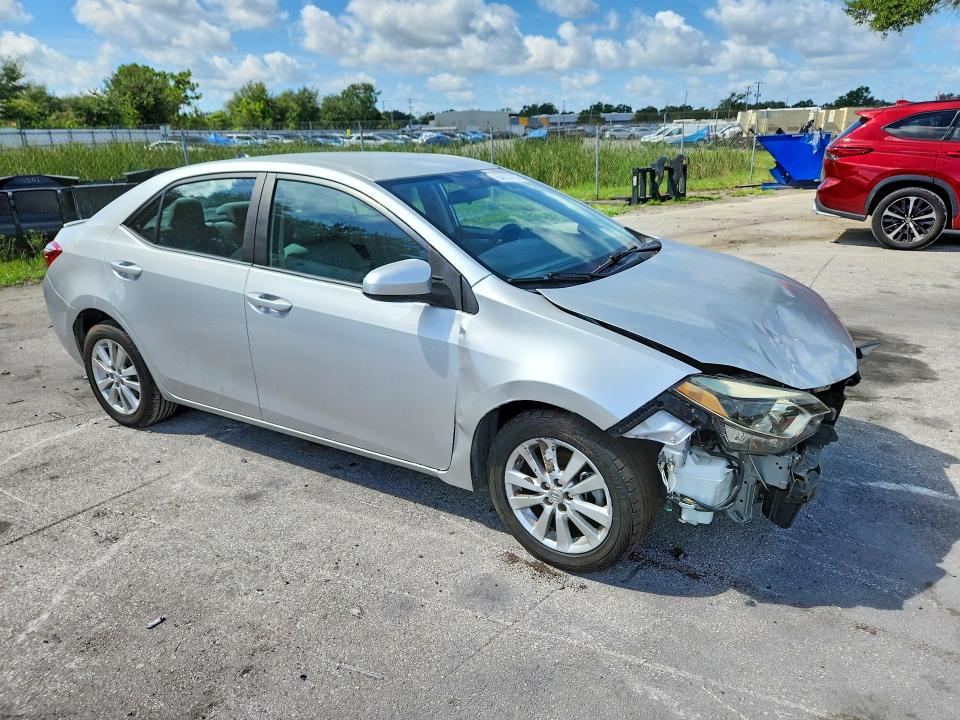 Photo 4 from auction – 2014 TOYOTA COROLLA with VIN 2T1BURHE5EC223374