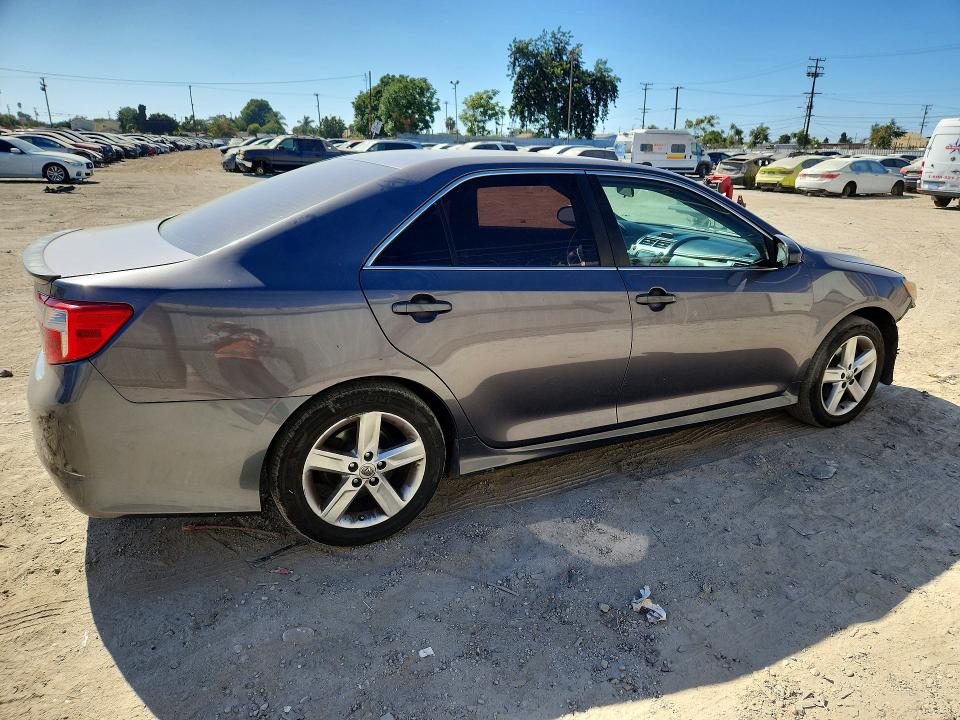 Photo 3 from auction – 2014 TOYOTA CAMRY with VIN 4T1BF1FKXEU473308