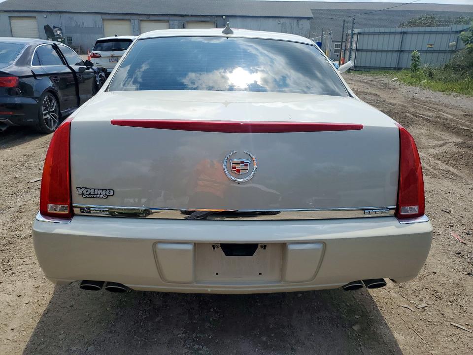 Photo 6 from auction – 2011 CADILLAC DTS with VIN 1G6KA5E62BU119229