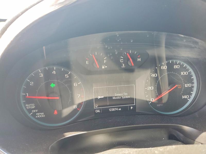 Photo 9 from auction – 2018 CHEVROLET MALIBU with VIN 1G1ZD5ST7JF184425