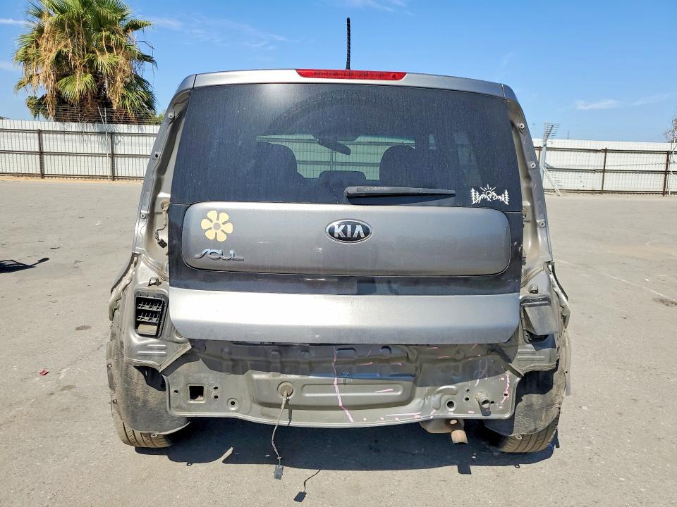 Photo 6 from auction – 2015 KIA SOUL with VIN KNDJN2A24F7171349