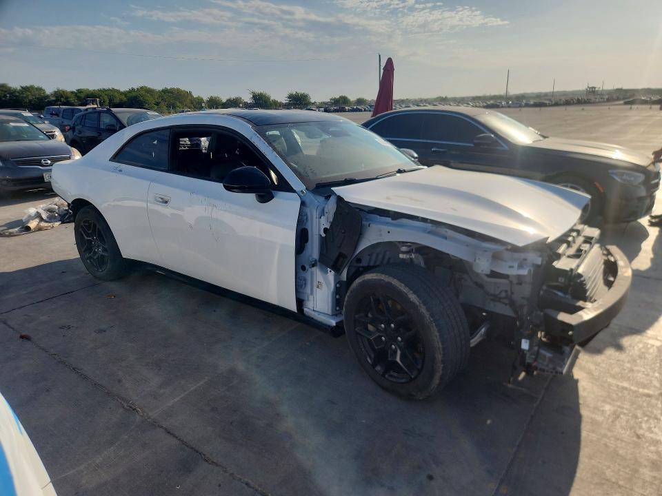 Photo 4 from auction – 2025 DODGE CHARGER with VIN 2C3CDBCK0SR564397