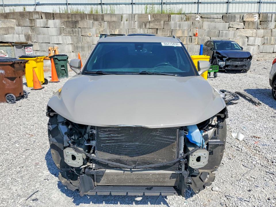 Zdjęcie 5 z aukcji – 2021 CHEVROLET BLAZER z VIN 3GNKBHR48MS504356