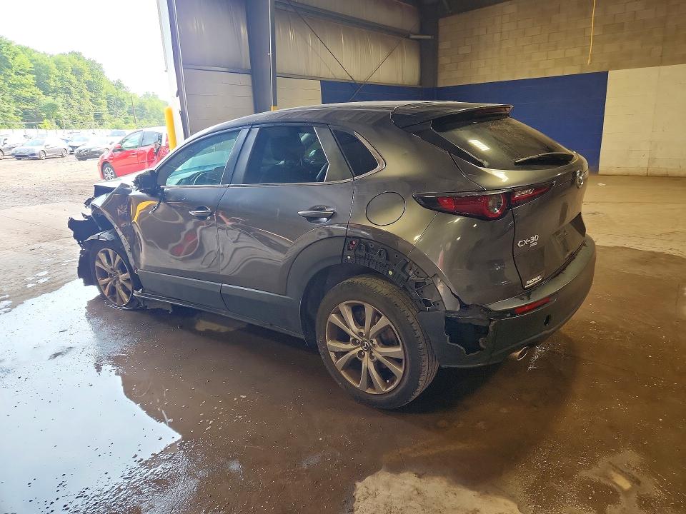 Photo 2 from auction – 2021 MAZDA CX-30 with VIN 3MVDMBCL0MM301585