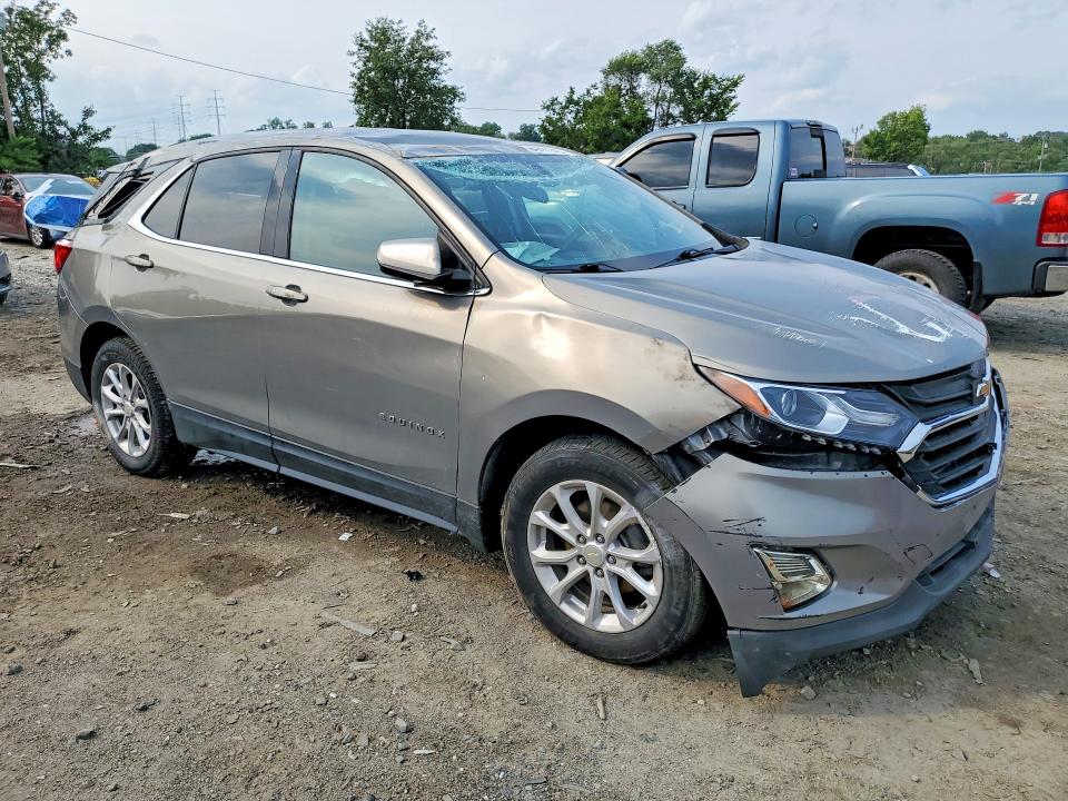 Zdjęcie 4 z aukcji – 2018 CHEVROLET EQUINOX z VIN 3GNAXJEVXJS608197