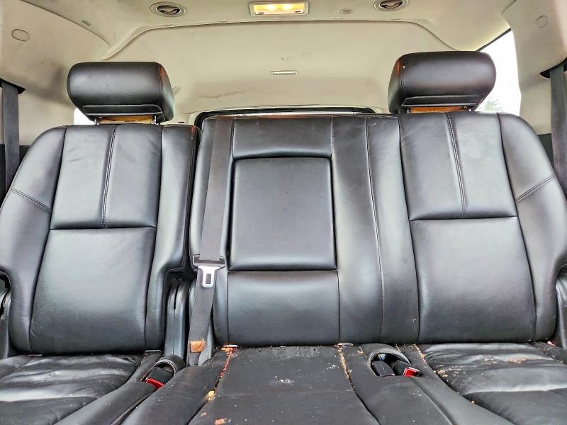 Photo 10 from auction – 2009 CHEVROLET SUBURBAN with VIN 1GNFK26389R233299