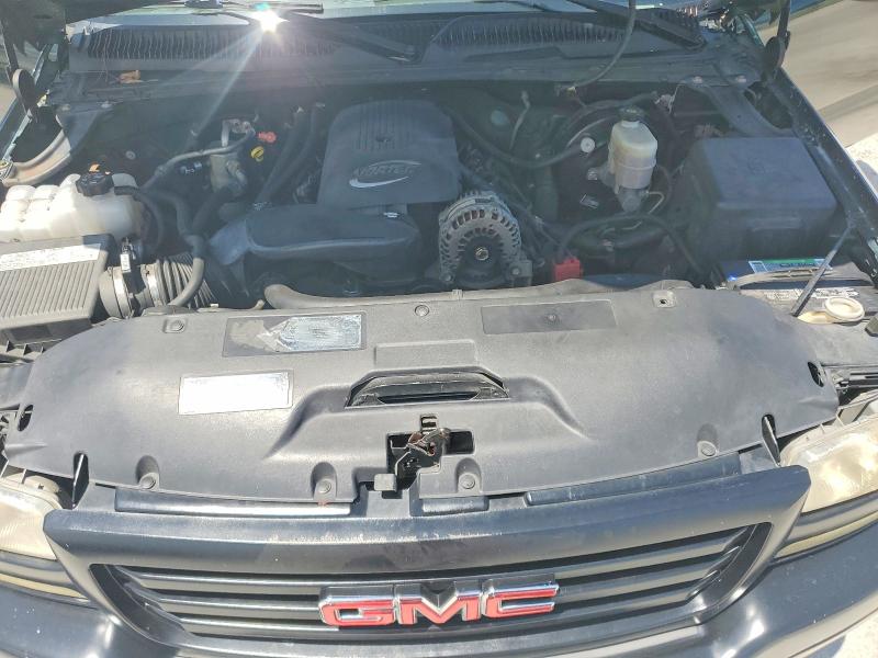 Photo 11 from auction – 2005 GMC NEW SIERRA with VIN 2GTEC13T451221511