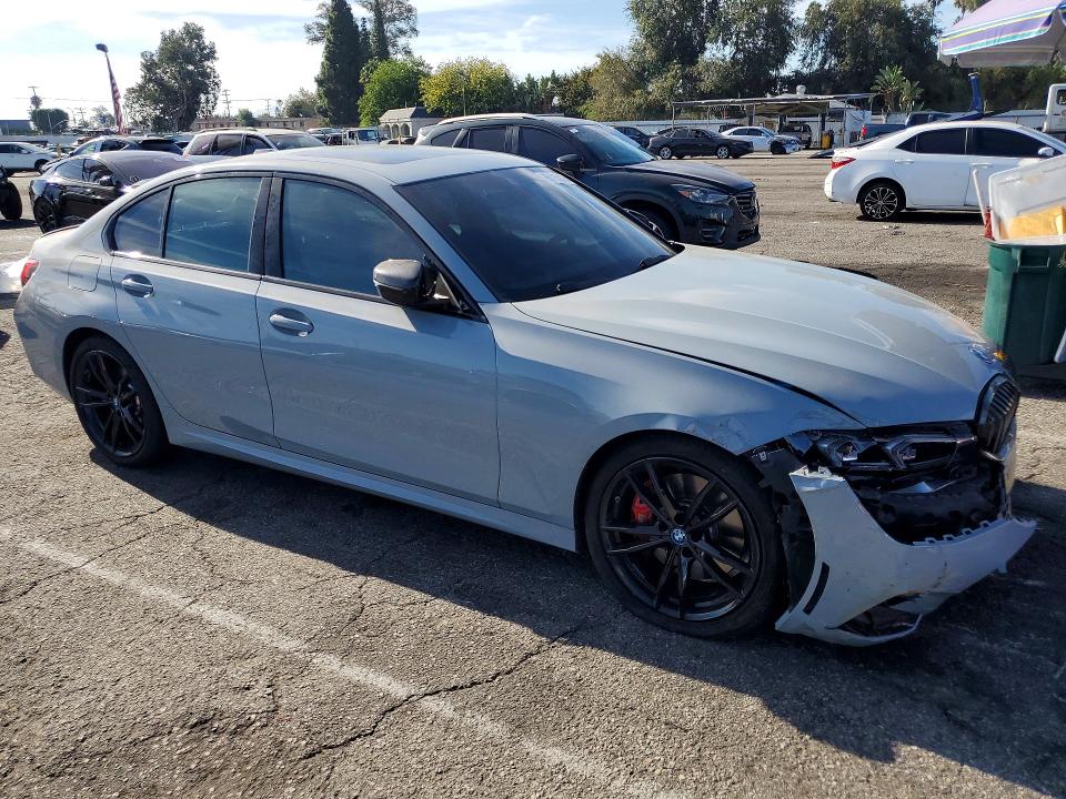 Photo 4 from auction – 2024 BMW 330E with VIN 3MW39FF03R8E34037