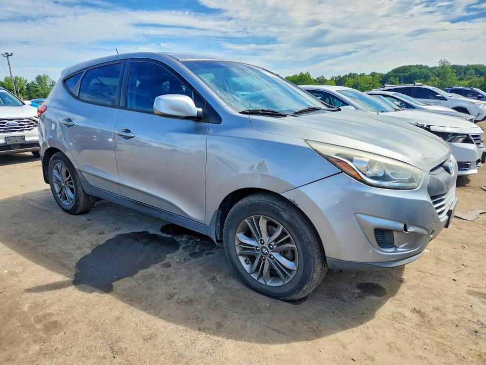 Photo 4 from auction – 2015 HYUNDAI TUCSON with VIN KM8JTCAFXFU077262