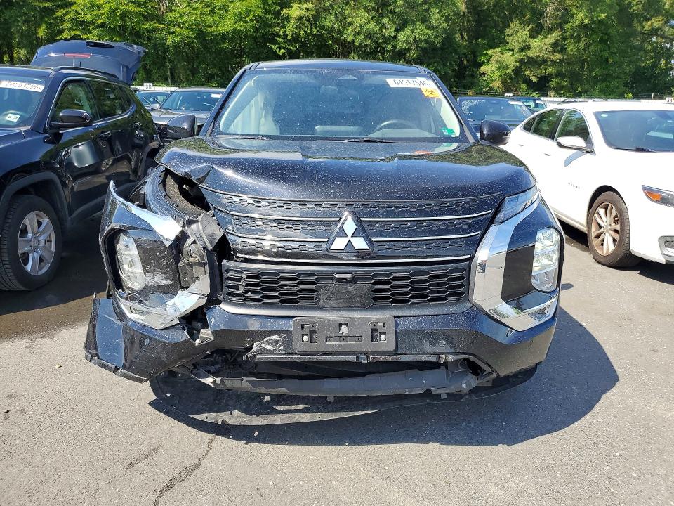 Photo 5 from auction – 2024 MITSUBISHI OUTLANDER with VIN JA4J3VA87RZ043556