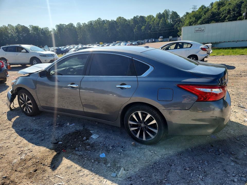 Photo 2 from auction – 2017 NISSAN ALTIMA with VIN 1N4AL3AP6HC115078