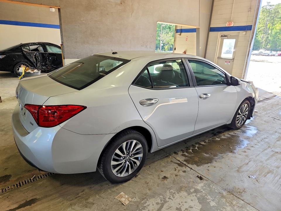 Photo 3 from auction – 2017 TOYOTA COROLLA with VIN 2T1BURHE5HC900881