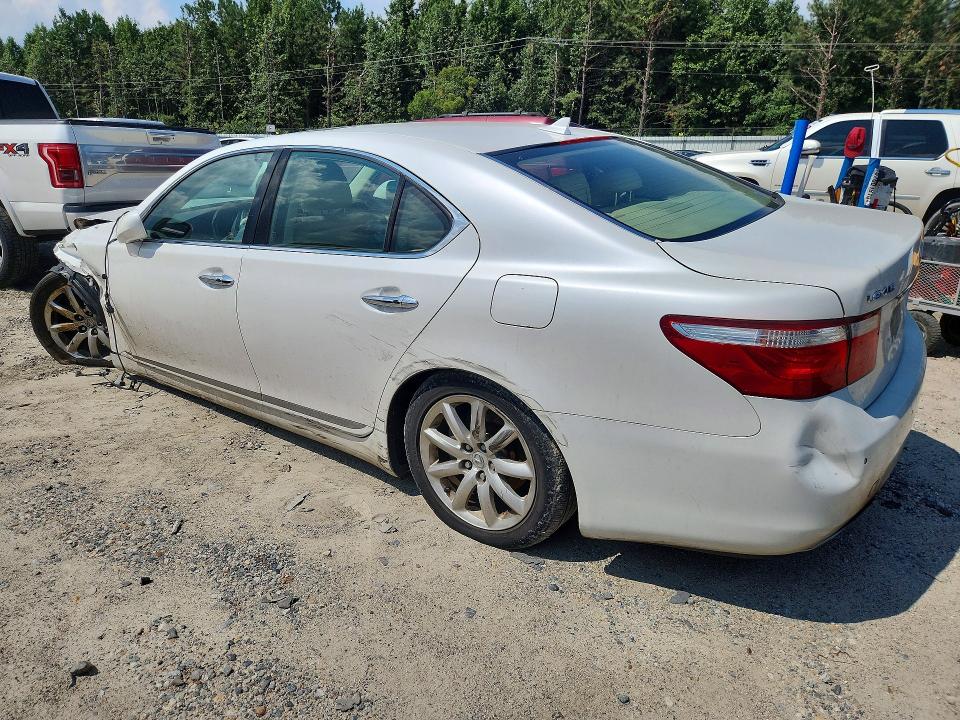 Photo 2 from auction – 2008 LEXUS LS with VIN JTHBL46F085083803