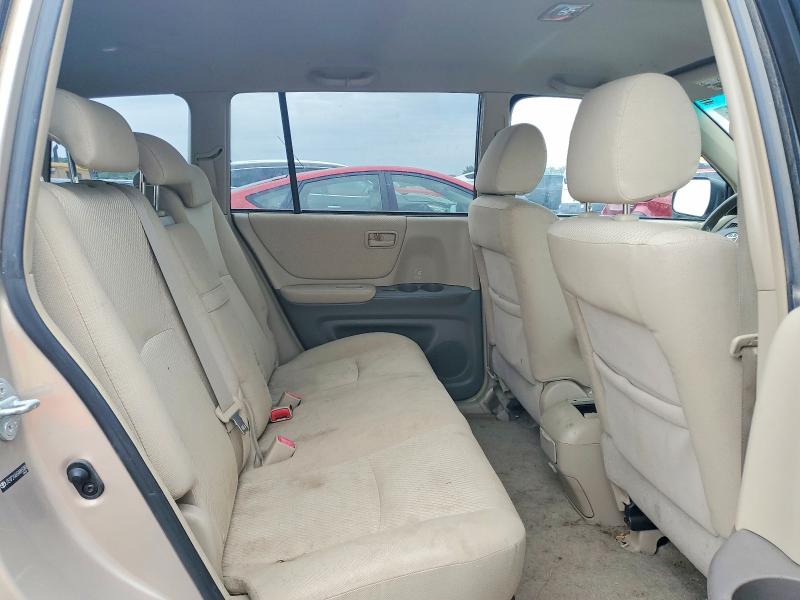 Photo 11 from auction – 2005 TOYOTA HIGHLANDER with VIN JTEGP21A650065080