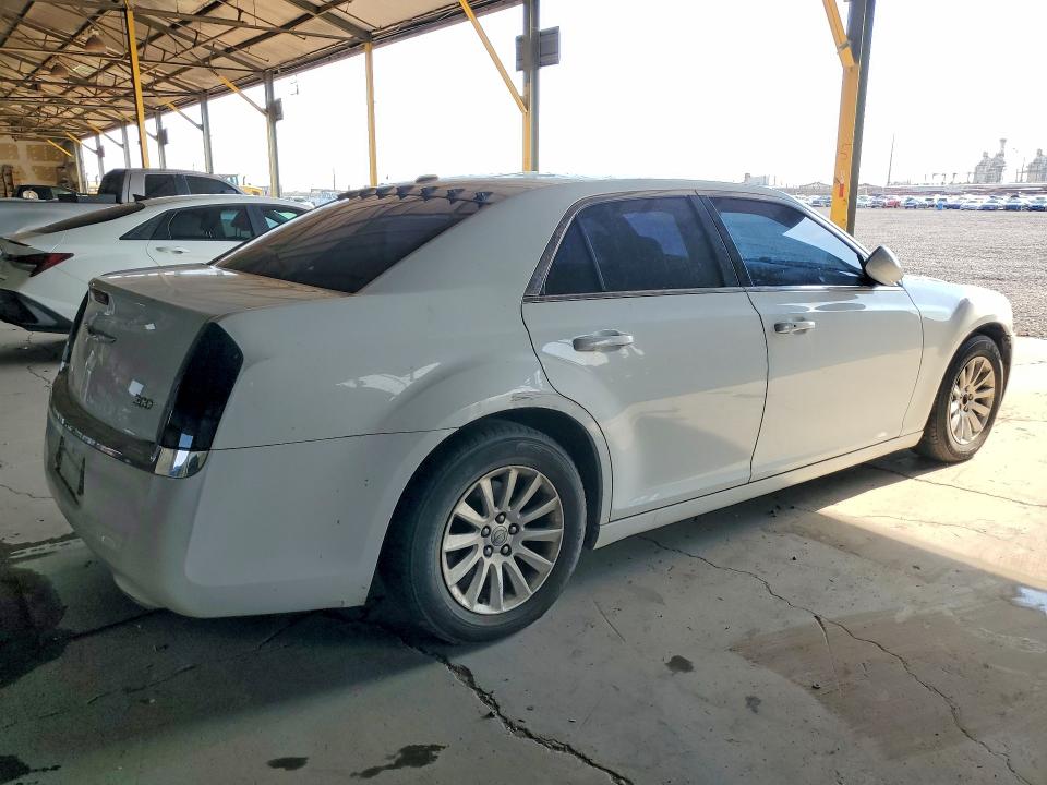 Photo 3 from auction – 2014 CHRYSLER 300 with VIN 2C3CCAAG2EH169658