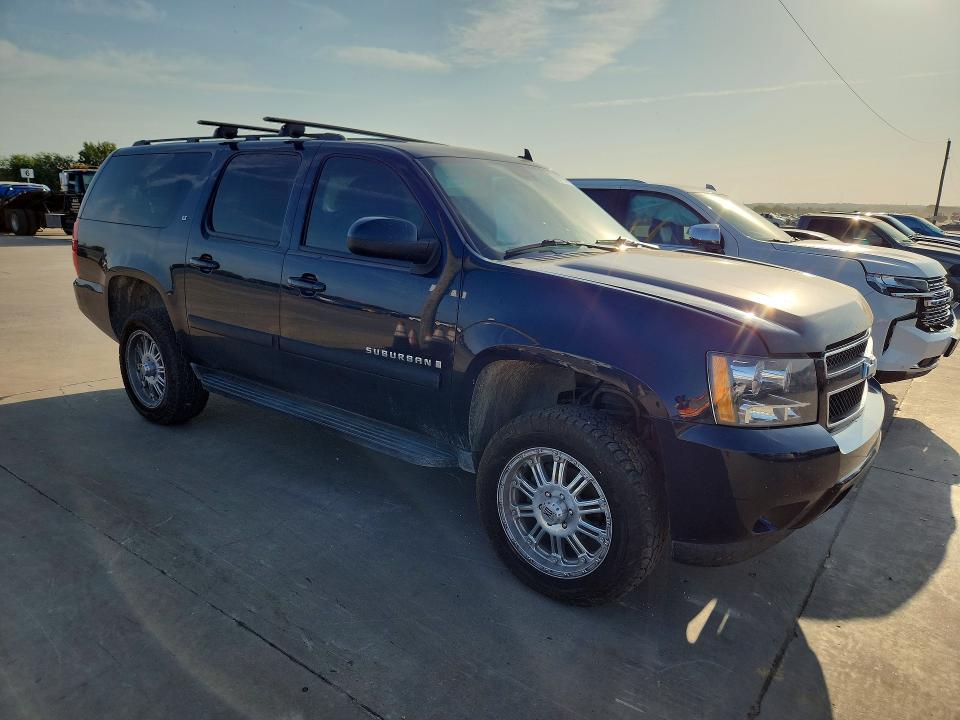 Photo 4 from auction – 2008 CHEVROLET SUBURBAN with VIN 3GNFK16358G204660