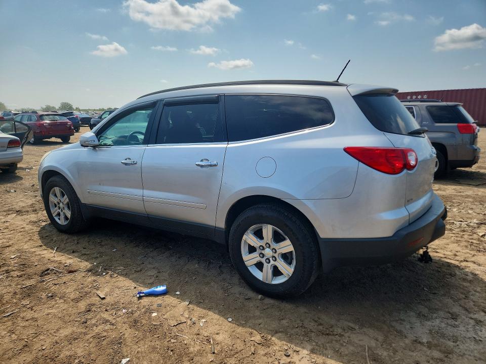 Photo 2 from auction – 2010 CHEVROLET TRAVERSE with VIN 1GNLVFEDXAS150742