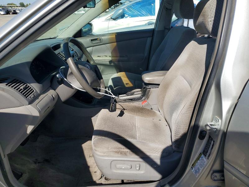 Photo 7 from auction – 2004 TOYOTA CAMRY with VIN 4T1BE32K54U814939