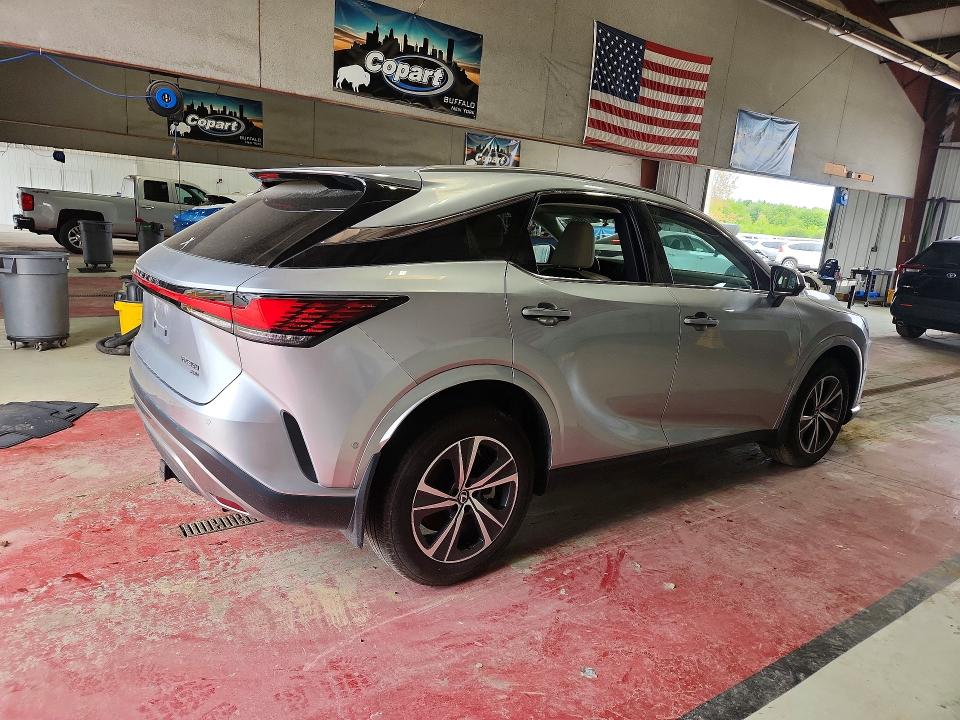 Photo 3 from auction – 2024 LEXUS RX with VIN 2T2BAMCA9RC046832