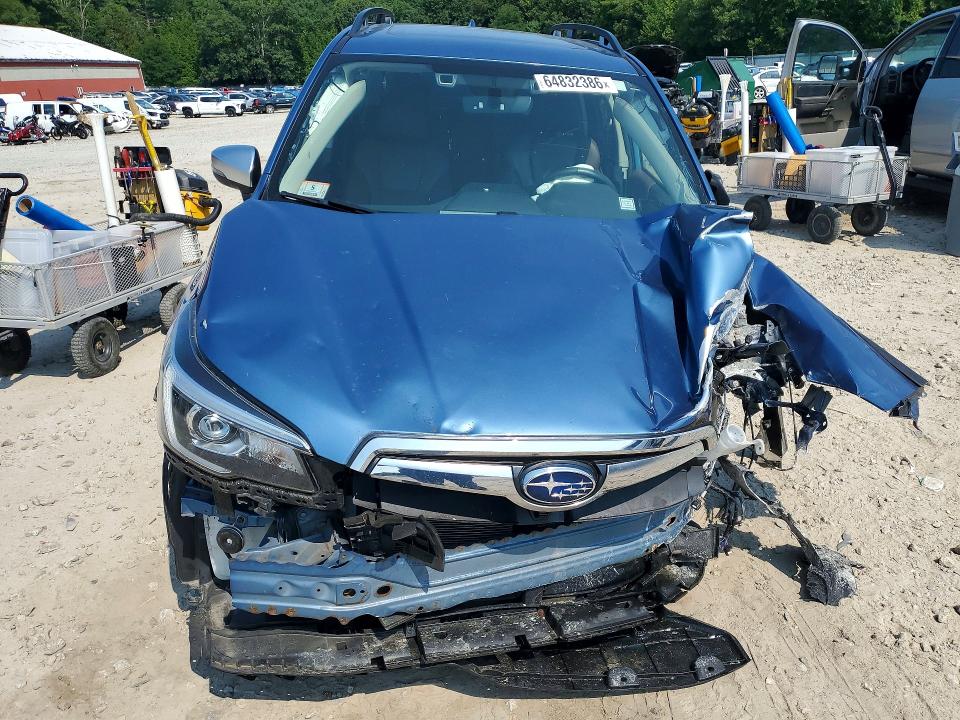 Photo 5 from auction – 2019 SUBARU FORESTER with VIN JF2SKAWC9KH568148