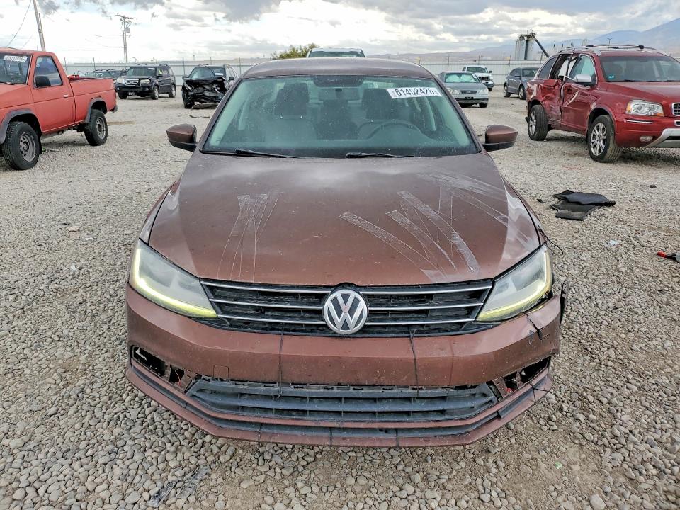 Photo 5 from auction – 2017 VOLKSWAGEN JETTA with VIN 3VW2B7AJ0HM338457