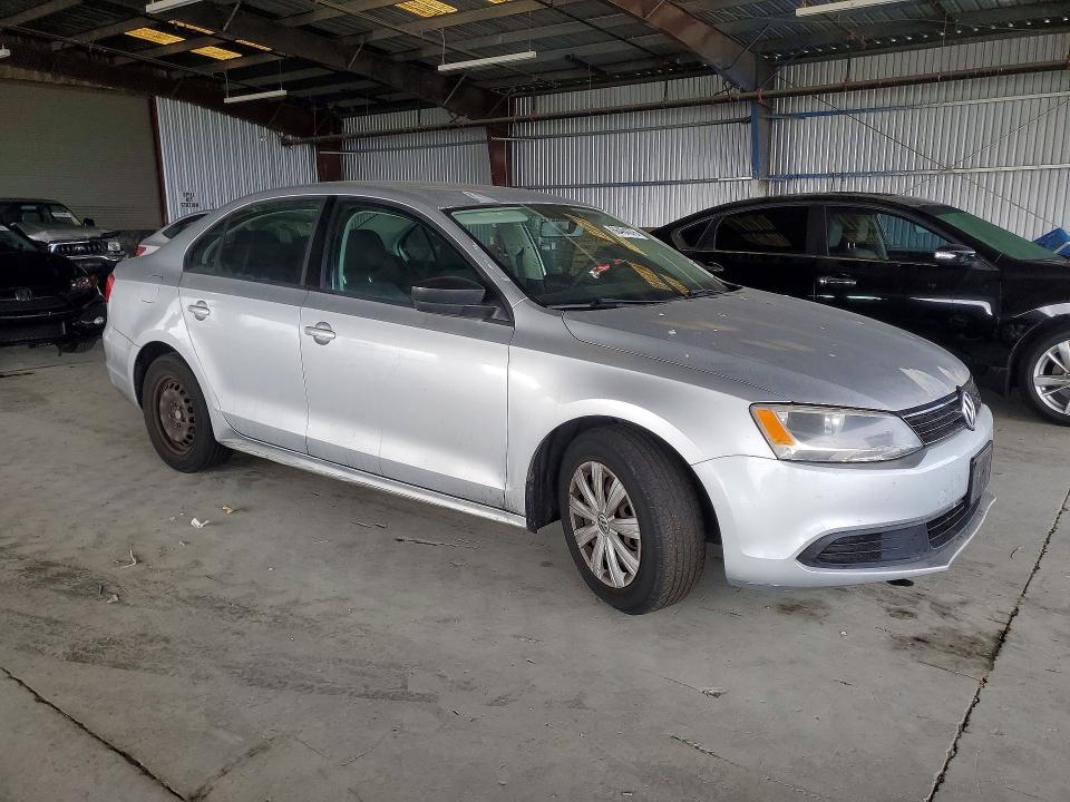 Photo 4 from auction – 2012 VOLKSWAGEN JETTA with VIN 3VW2K7AJ3CM423009