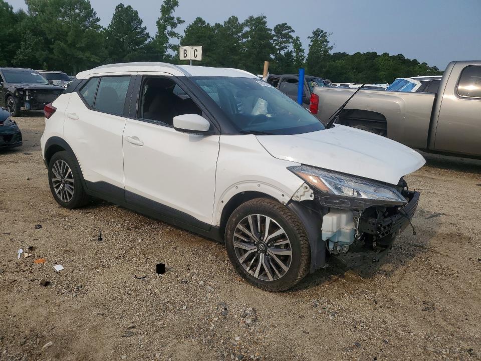 Photo 4 from auction – 2021 NISSAN KICKS with VIN 3N1CP5CV3ML466076