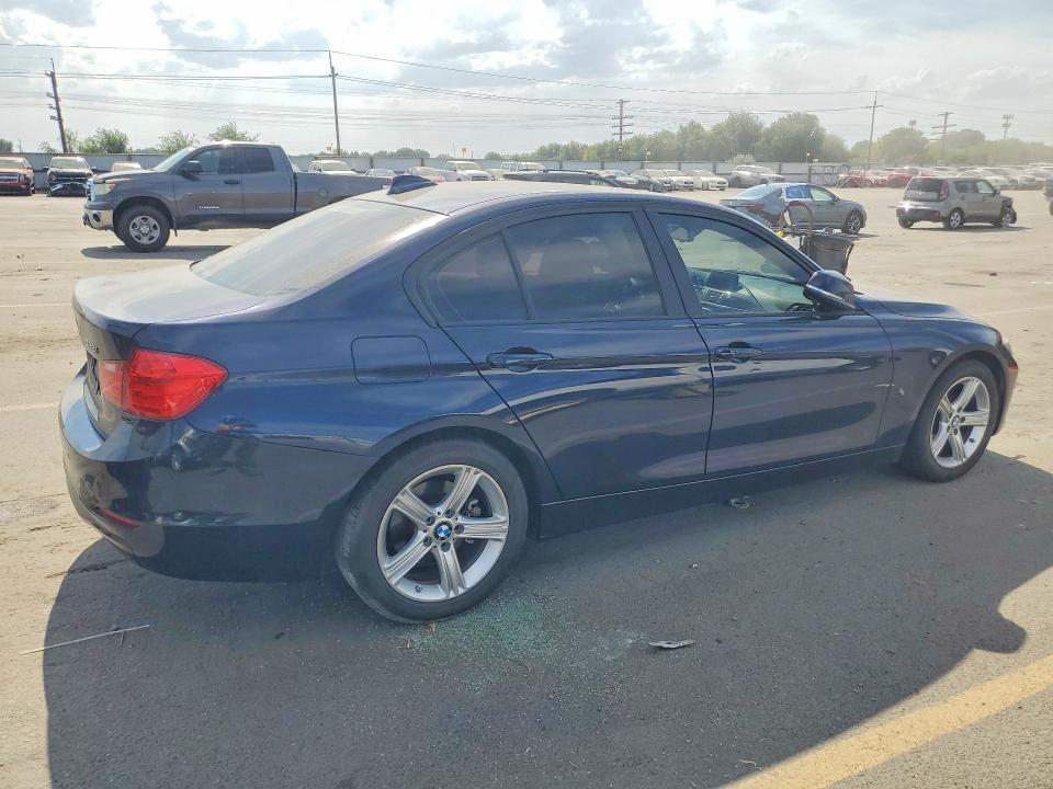 Photo 3 from auction – 2014 BMW 328 with VIN WBA3A5C50EP602052