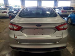 Photo 6 from auction – 2016 FORD FUSION with VIN 3FA6P0LU5GR385558