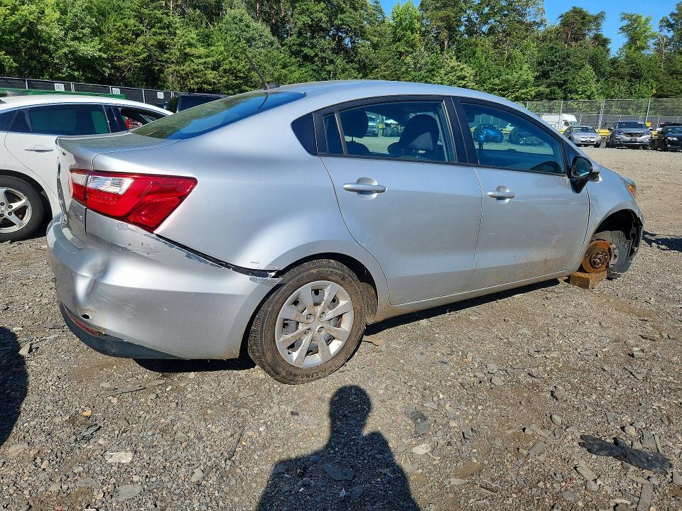 Photo 3 from auction – 2016 KIA RIO with VIN KNADM4A35G6646421