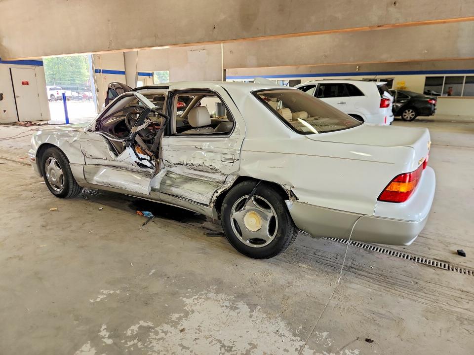 Photo 2 from auction – 2000 LEXUS LS with VIN JT8BH28F3Y0180459