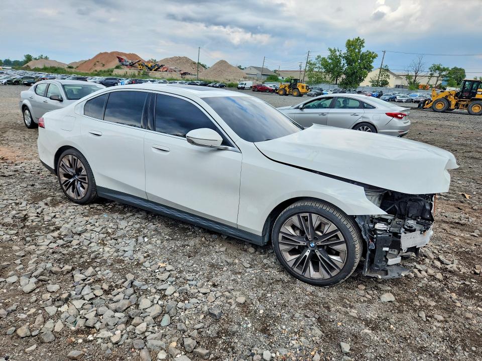Photo 4 from auction – 2024 BMW 530 with VIN WBA53FJ0XRCP97221