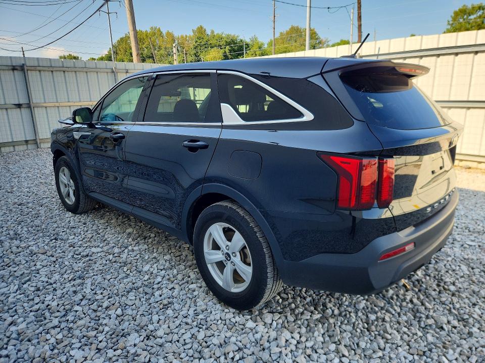 Photo 2 from auction – 2021 KIA SORENTO with VIN 5XYRG4LC8MG061435