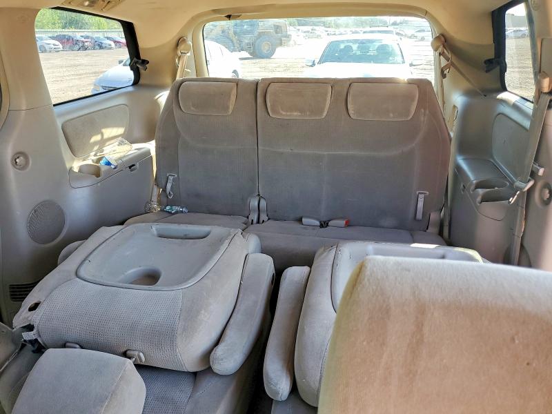 Photo 10 from auction – 2005 TOYOTA SIENNA with VIN 5TDBA23C95S039102