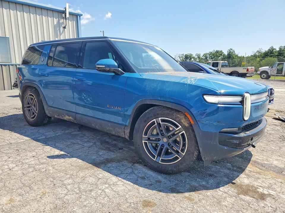 Photo 4 from auction – 2025 RIVIAN R1S with VIN 7PDSGBBA0SN048375