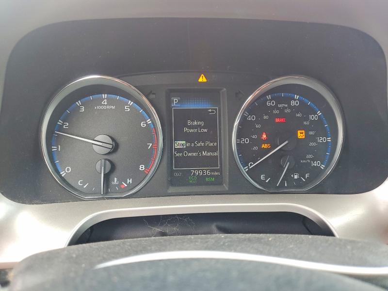 Photo 9 from auction – 2017 TOYOTA RAV4 with VIN JTMDFREV9HJ118921