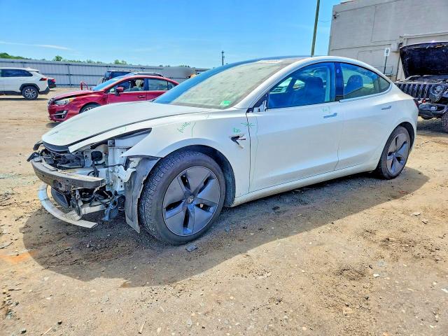 TESLA MODEL 3 2020 with VIN 5YJ3E1EB7LF636936 - Photo from auction