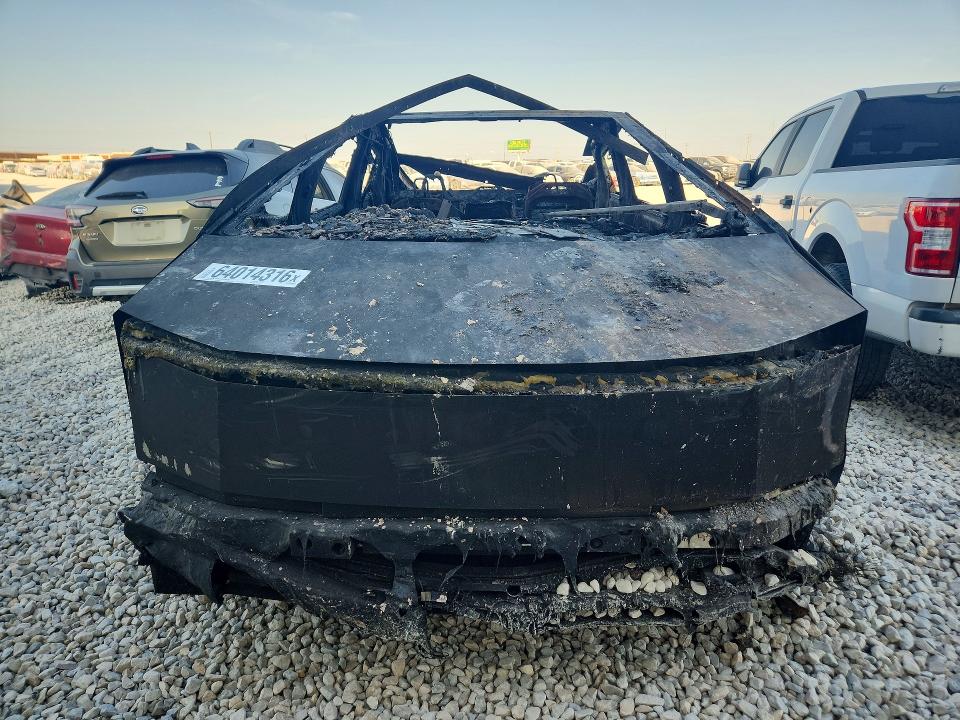Photo 5 from auction – 2025 TESLA CYBERTRUCK with VIN 7G2CEHEDXSA071231