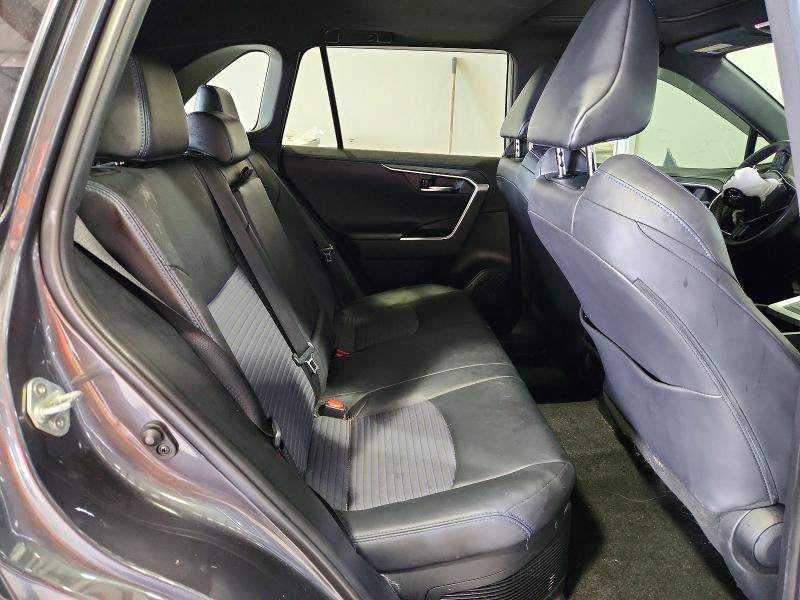 Photo 11 from auction – 2020 TOYOTA RAV4 with VIN 2T3EWRFV1LW096586